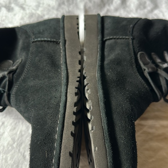 Ugg Boots Unlined Lace Up 8 / 8 1/2 Black pre owned - Picture 10 of 14